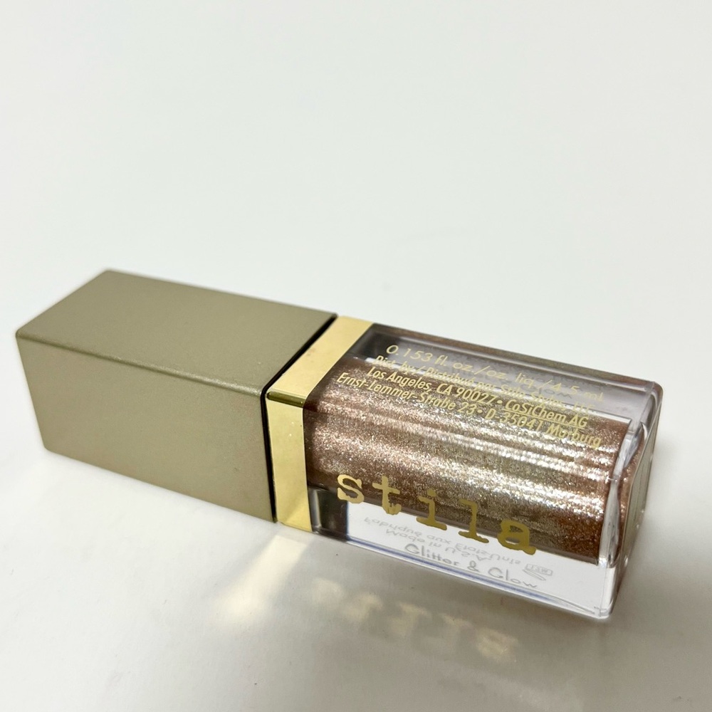 stila Glitter & Glow Liquid Eye Shadow Color: Kitten Karma (4.5ml)